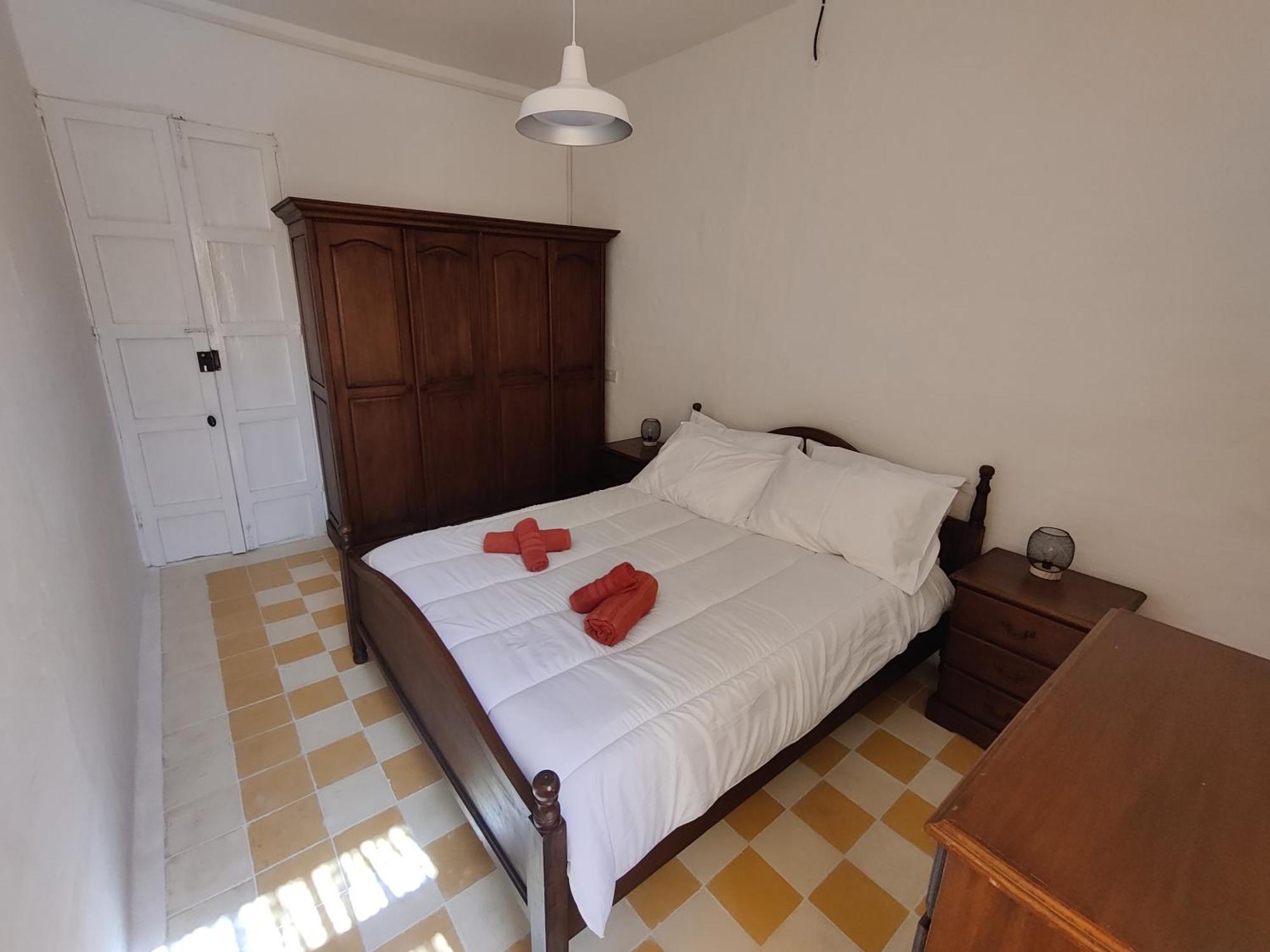 Peaceful Traditional Maltese Townhouse Luqa Exterior foto